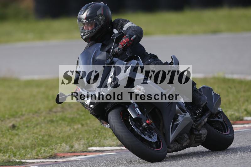 /Archiv-2024/17 01.05.2024 Speer Racing ADR/Schnuppertraining